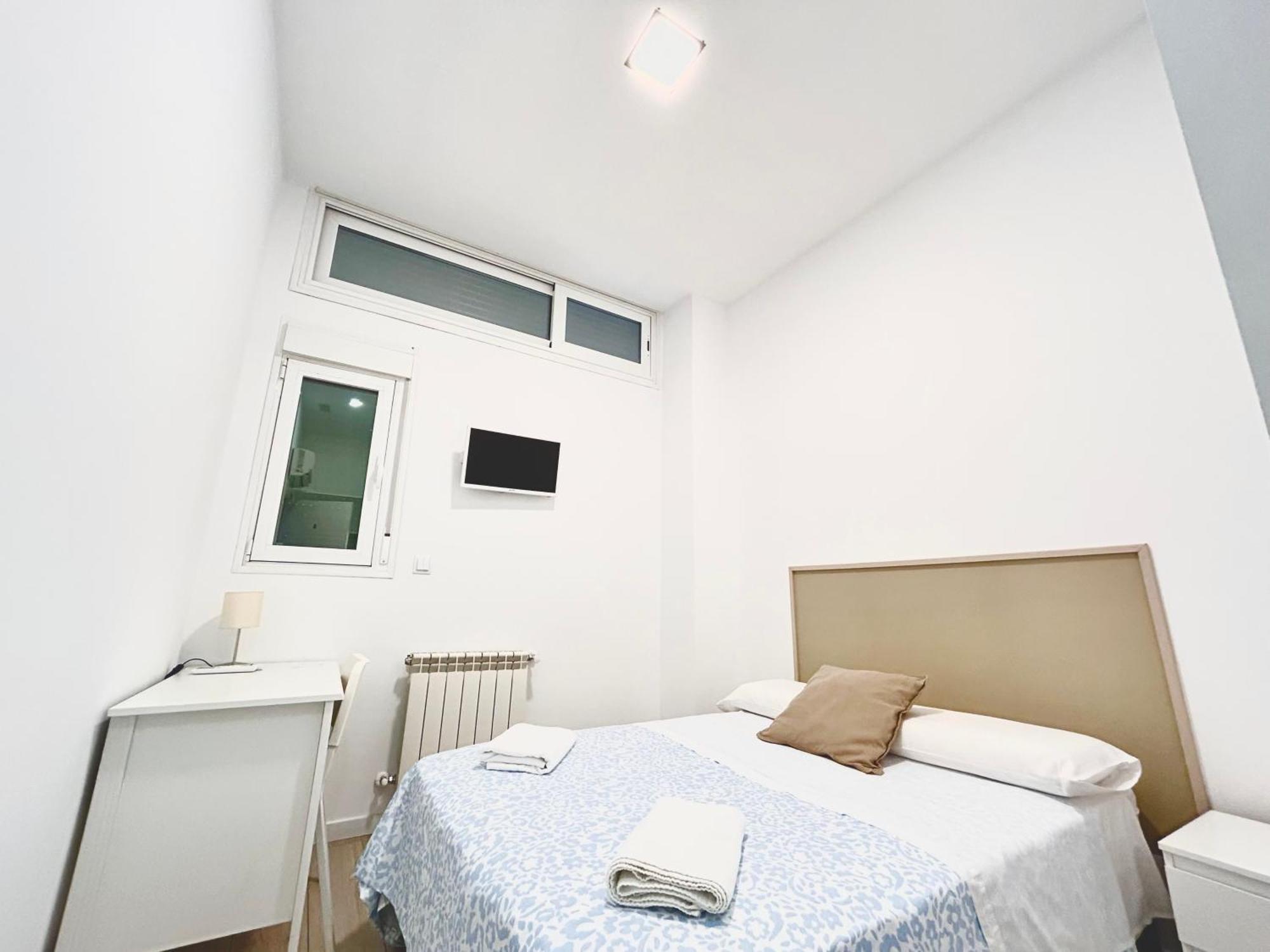 Hospedaje La Paz Madrid Bagian luar foto